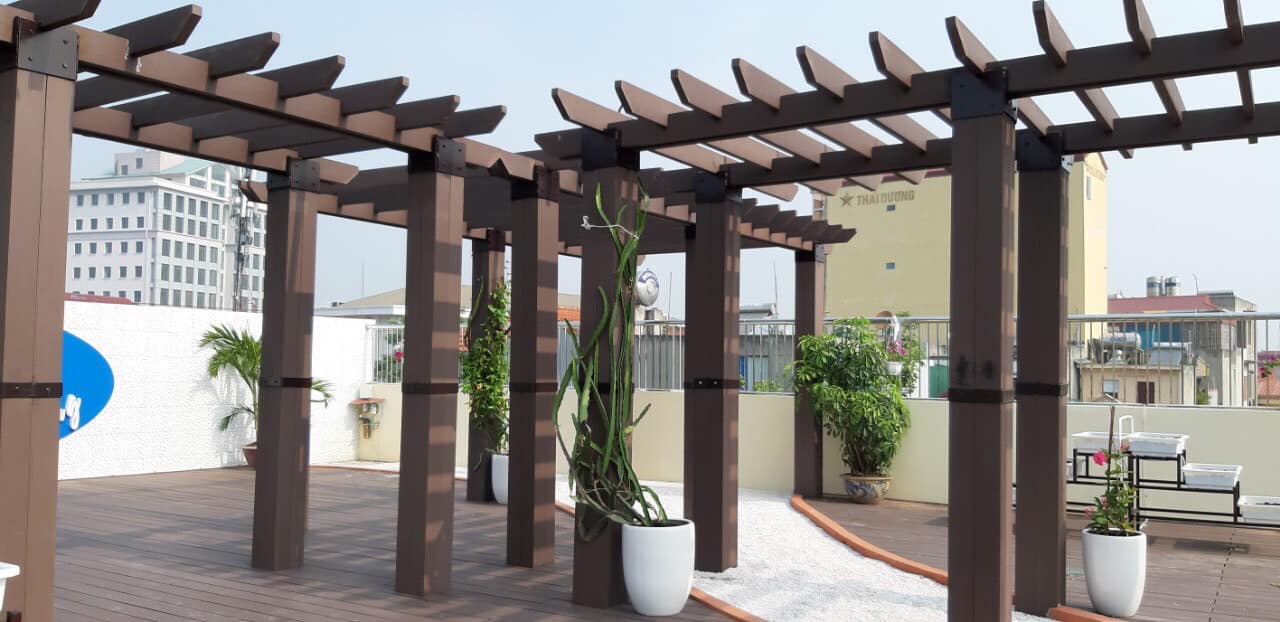 gian hoa ngoài trời