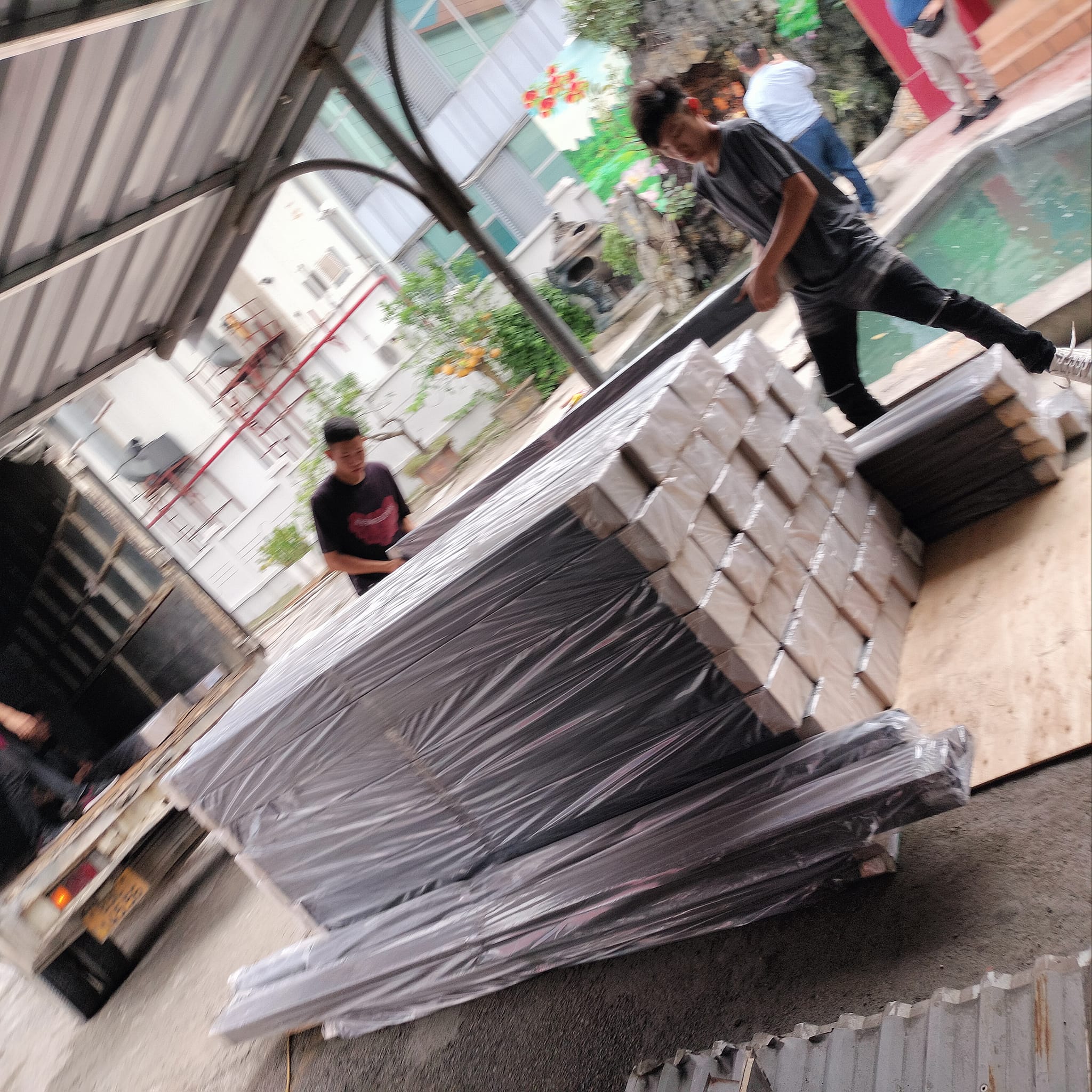 sàn gỗ nhựa dokywood tại sóc sơn 