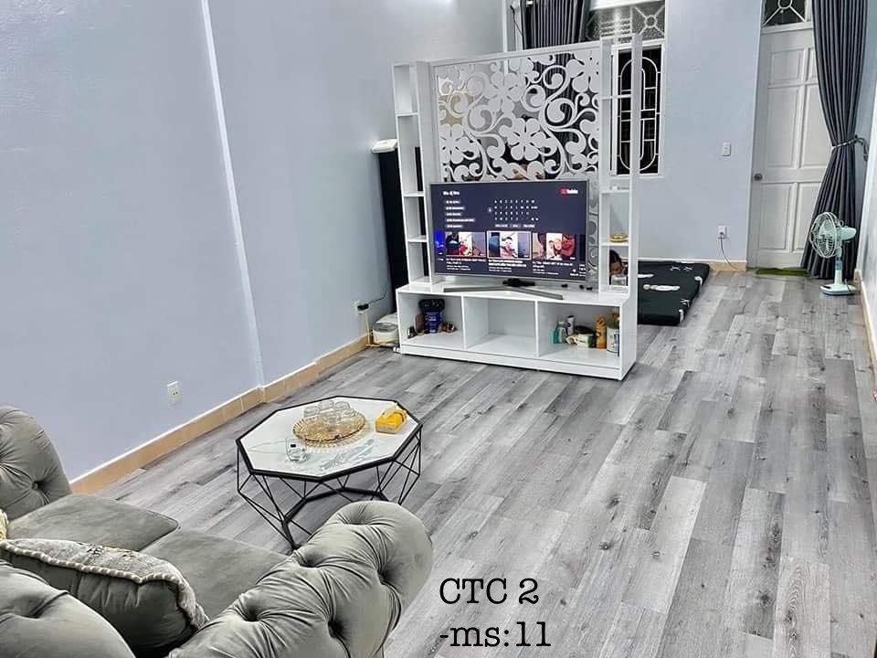 sàn nhựa vân gỗ tại lai châu 