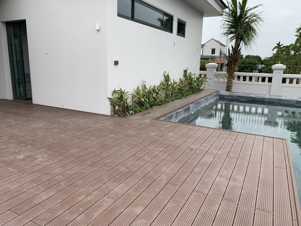 sàn đẹp ngoài trời