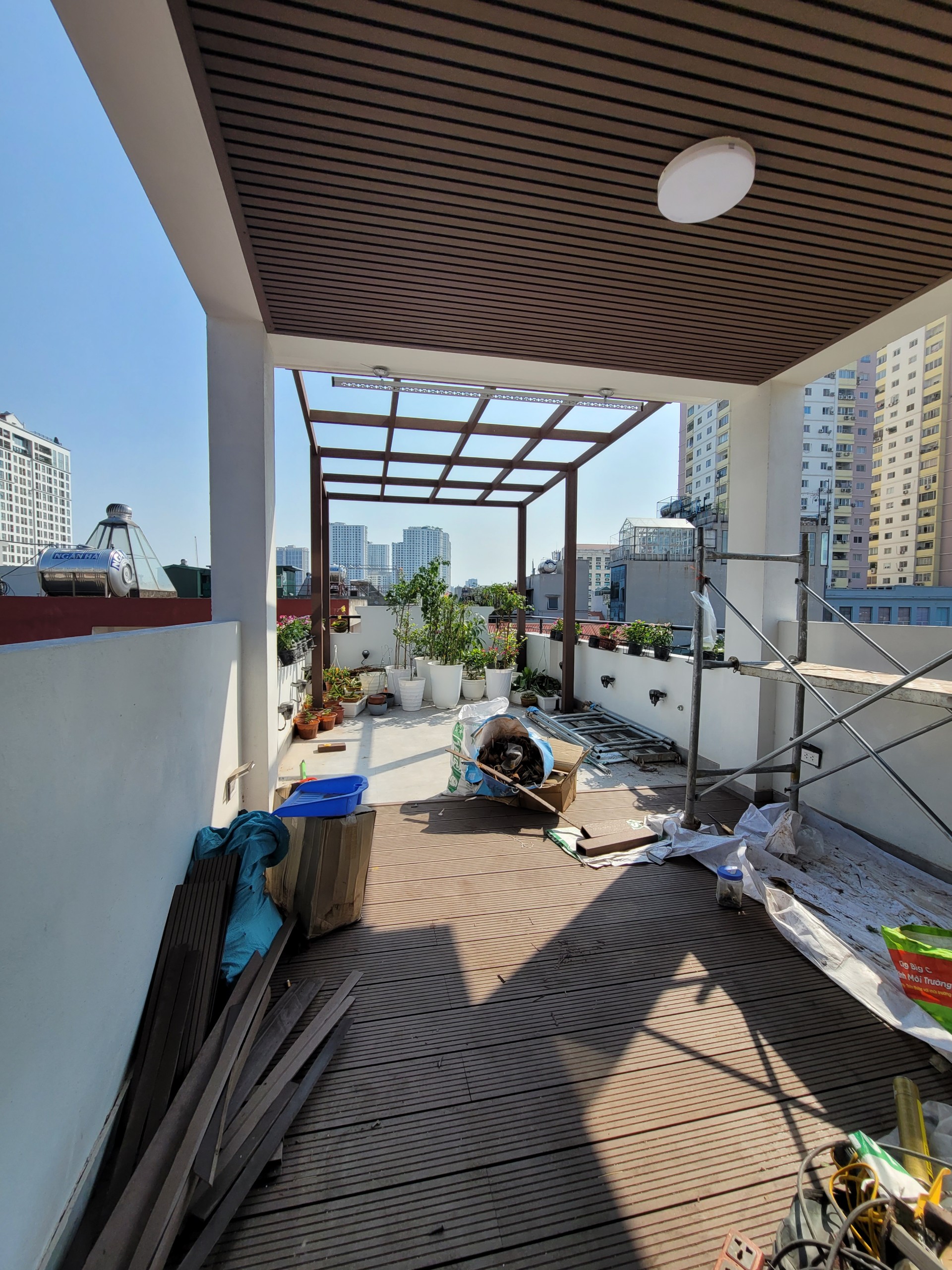 sàn đẹp chất lượng ngoài trời