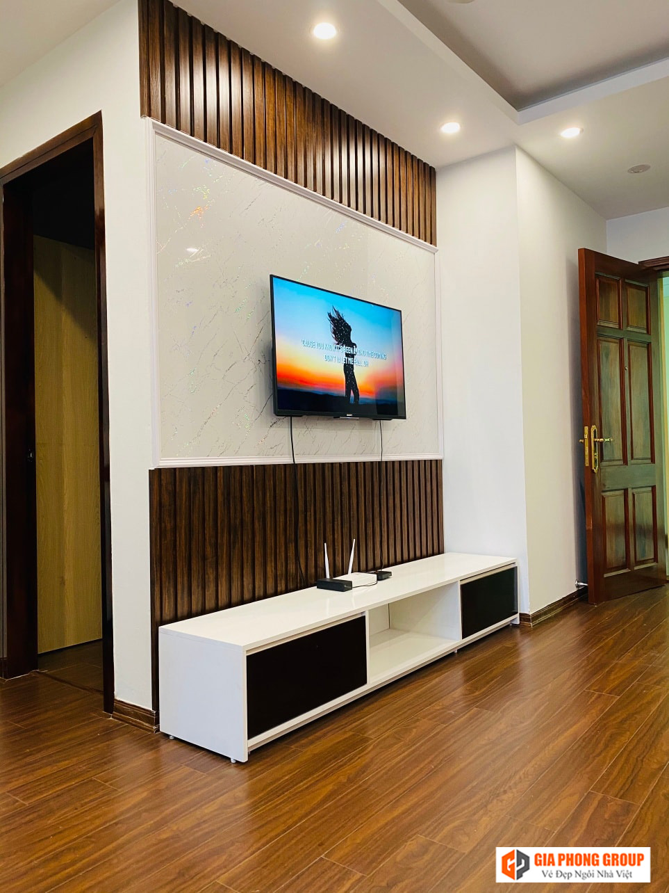 tấm nhựa ốp tường cho không gian giải trí