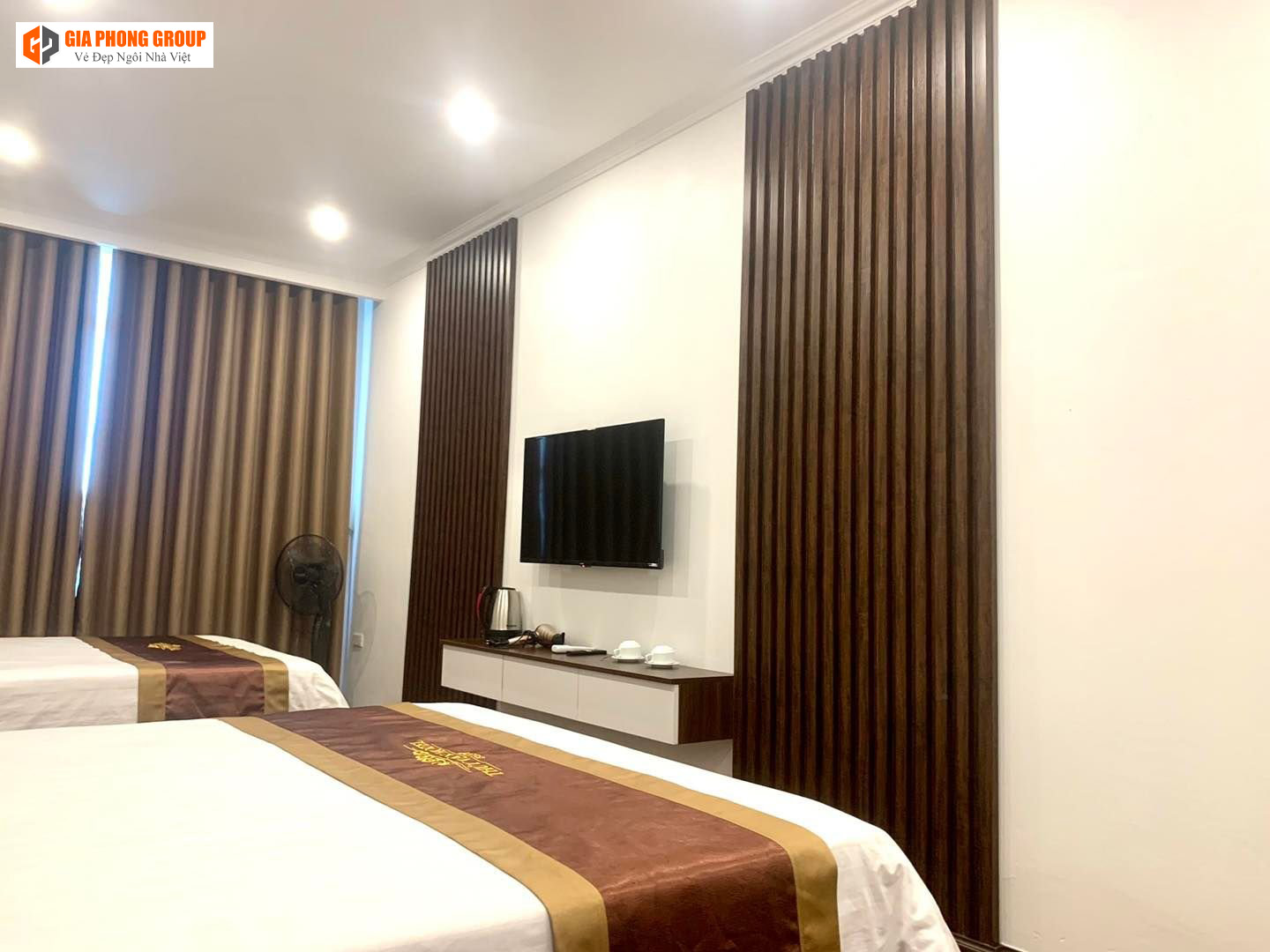 tấm nhựa ốp tường cho phòng ngủ ở khách sạn 