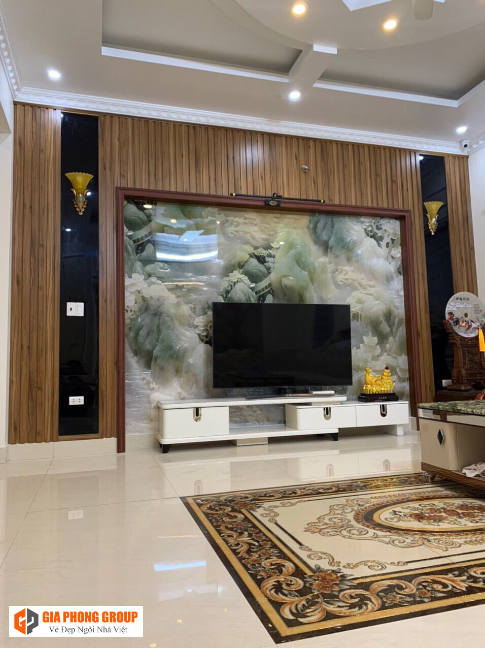 tấm nhựa ốp tường cho phòng khách 