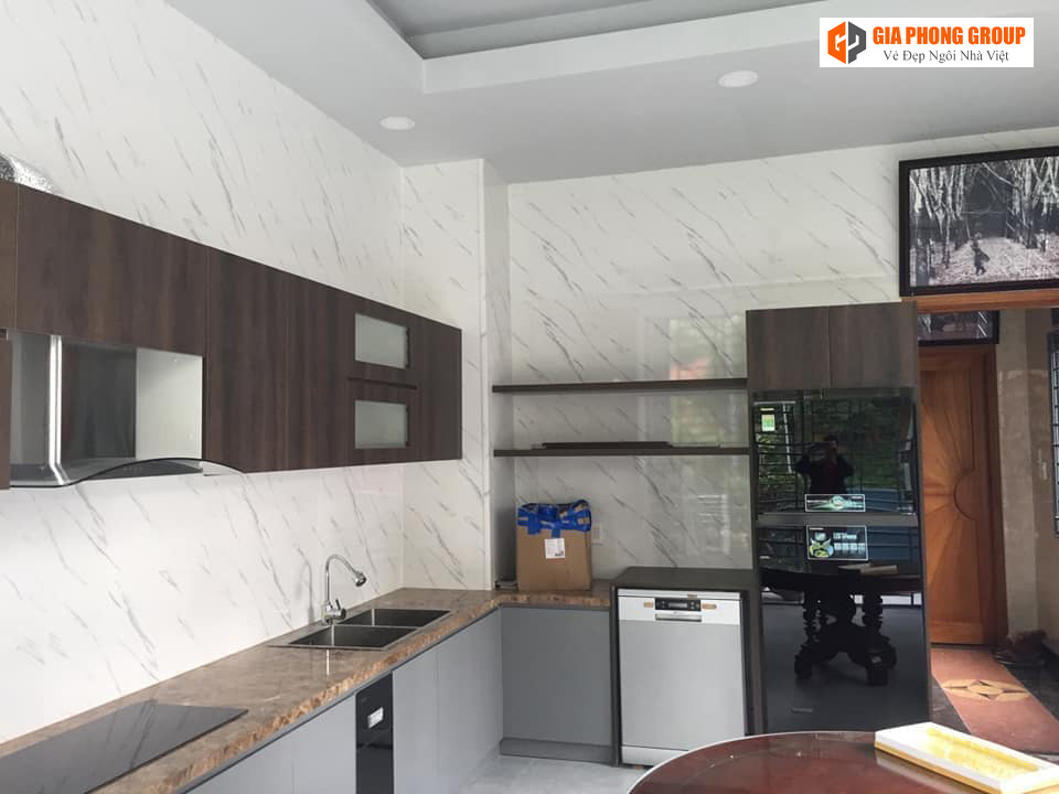 tấm nhựa ốp tường vân đá 