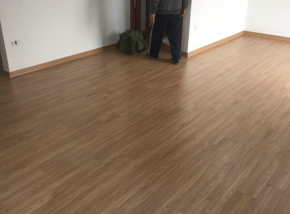 Sàn Nhựa SPC, Sàn Nhựa Vinyl, Sàn Nhựa Van Go: Ưu Điểm & So Sánh