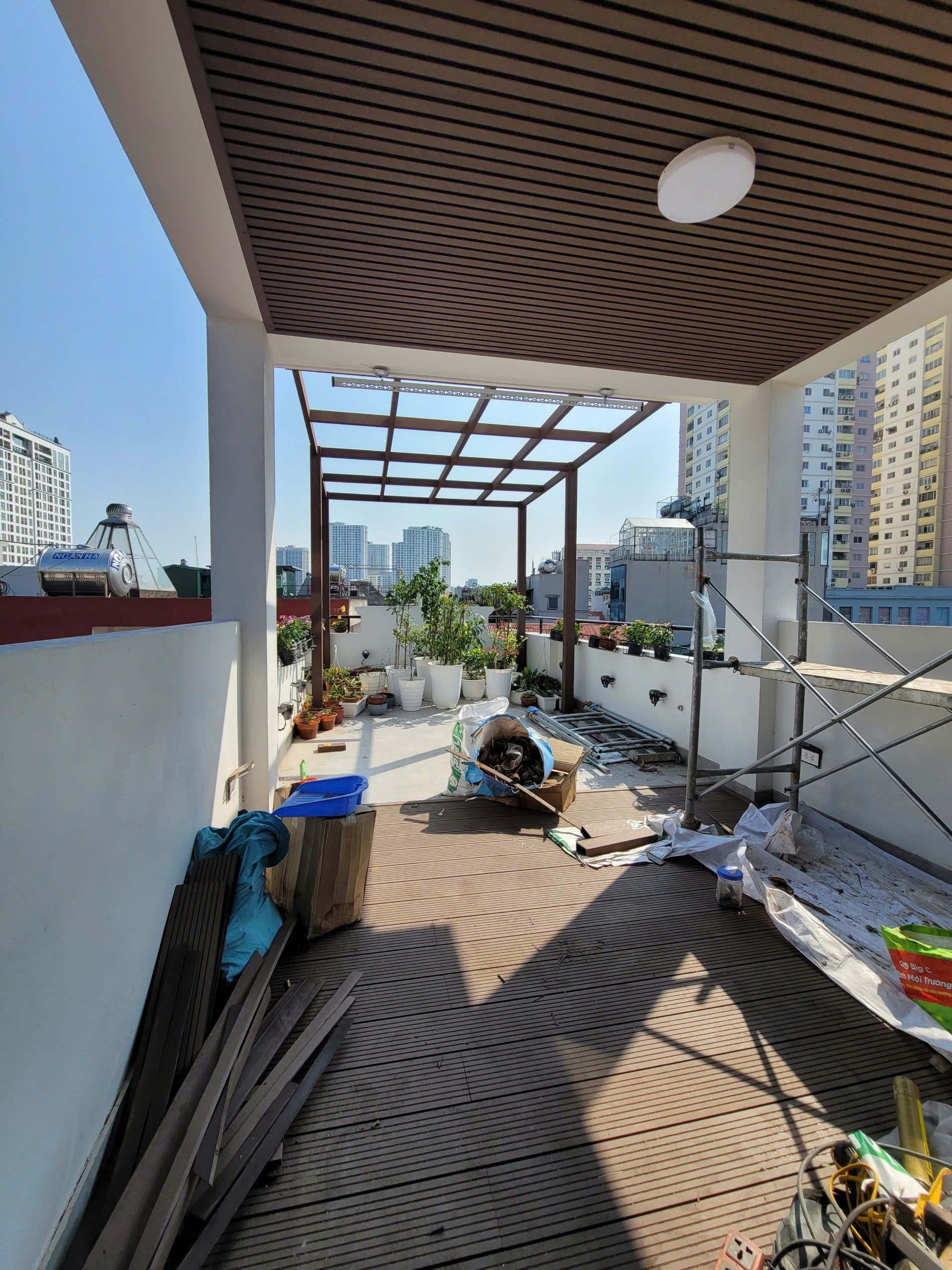 TẤM ỐP LAM SÓNG GỖ NHỰA NGOÀI TRỜI CHẤT LƯỢNG CAO